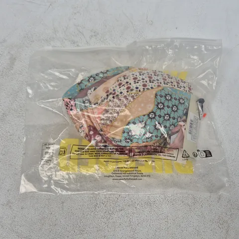 BAGGED NEVER FULLY DRESSED PADDED BALCONY BIKINI TOP IN MOROCCO PRINT SIZE 36B