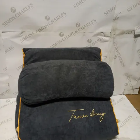 TRIANGLE READING PILLOW SOFA WAIST CUSHION