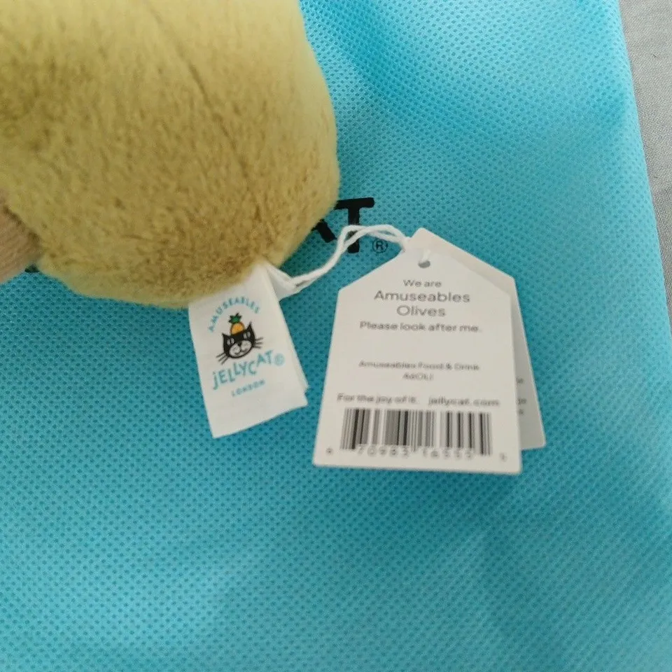 JELLYCAT AMUSEABLES OLIVES SOFT TOYS – PAIR WITH BLUE DRAWSTRING BAG