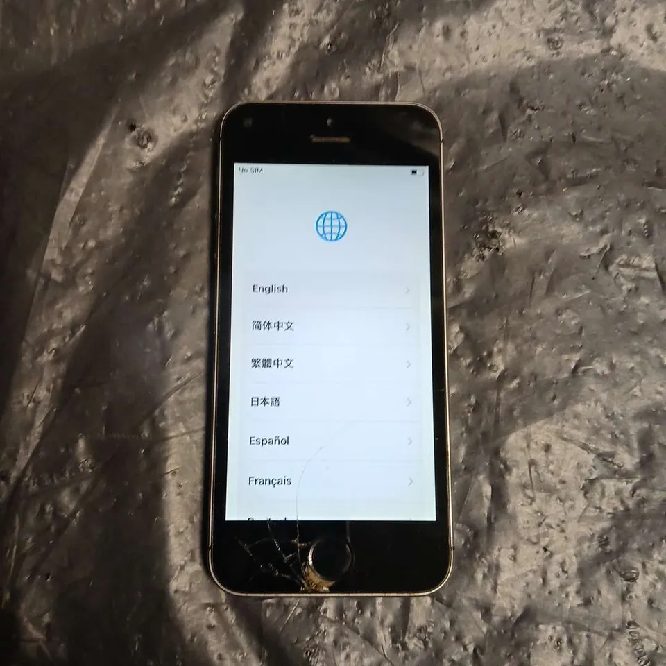 APPLE IPHONE SE – BLACK