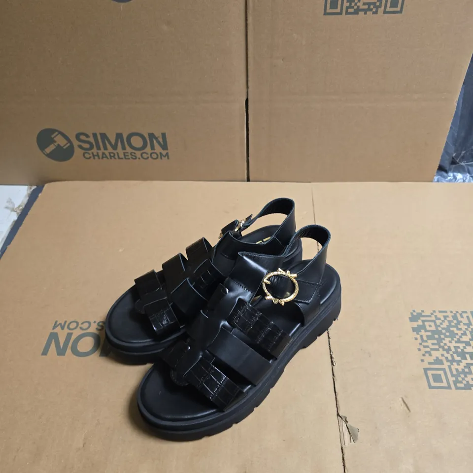 MODA IN PELLE OBSIDIAN BLACK LEATHER SANDALS – CHUNKY FISHERMAN, UK 7 (EU 40)