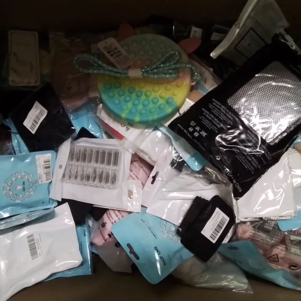 BOX CONTAINING LARGE AMOUNT OF MIXED FASHION ITEMS, SILVER PLATE AND COSTUME JEWELLERY, CLOTHING ITEMS ETC.