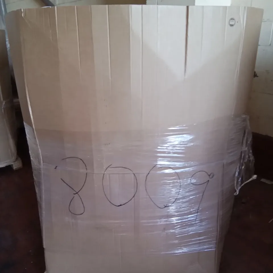 PALLET OF ASSORTED ITEMS INCLUDING FLEXI HOSE, NIVOMY PREGNANCY PILLOW, ELVIROS MEMORY FOAM CERVICAL PILLOW, ARTSCOPE PILLOW, PEPPA PIG ADVENT CALENDER, WEUE GARDEN HOSE