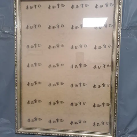 BOXED UNBRANDED PHOTO/PICTURE FRAME IN GOLD COLOUR