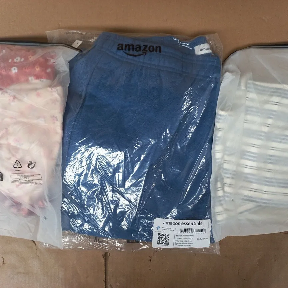 APPROXIMATELY 20 ASSORTED CLOTHING AND FASHION PRODUCTS IN VARIOUS STYLES AND SIZES - COLLECTION ONLY