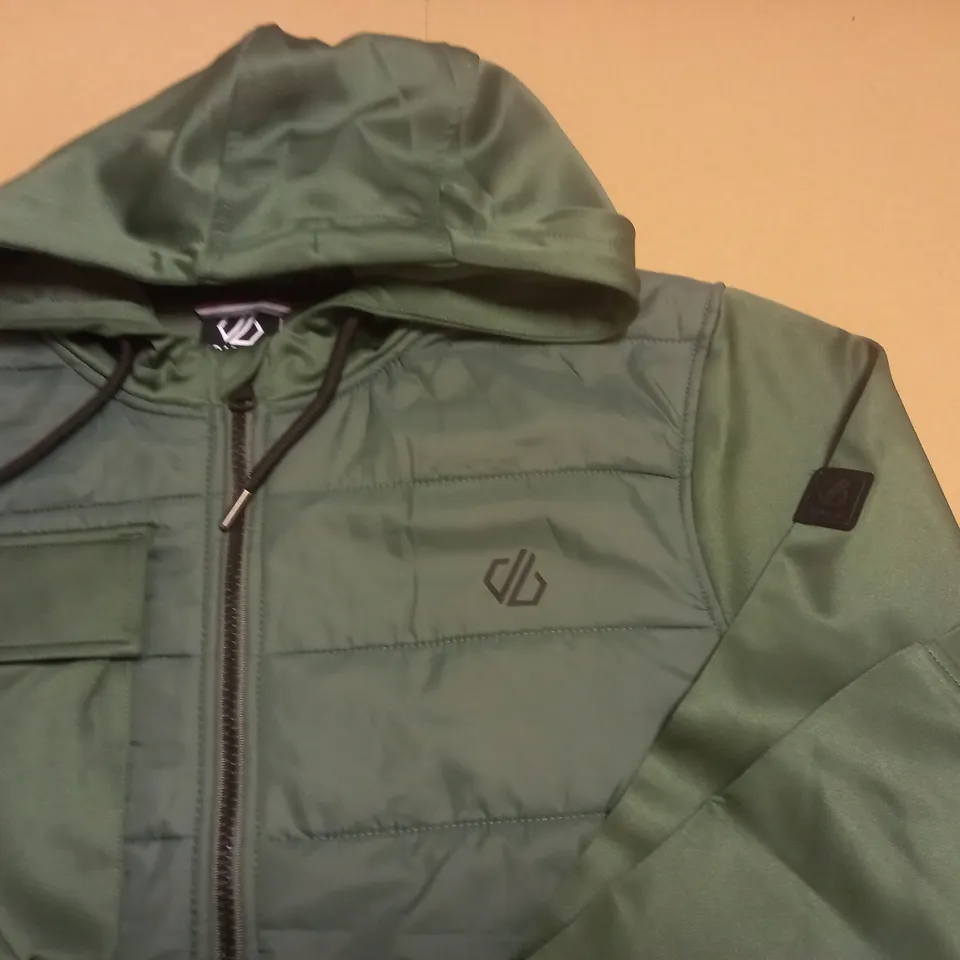 DARE2BE  LOOK SHARP MENS HYBRID JACKET IN GREEN - L
