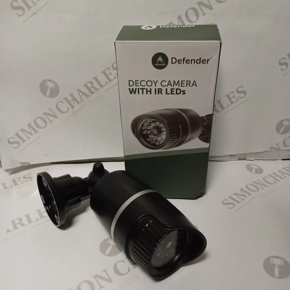 BOXED DEFENDER DECOY CAMERA WITH LEDS 