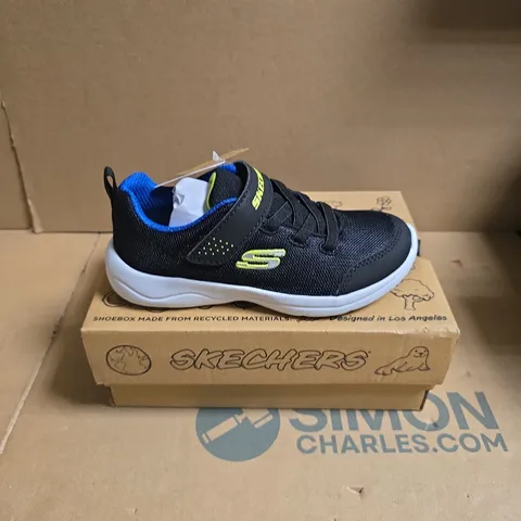 SKECHERS MINI WANDERER KIDS' TRAINERS – UK 10 (US 11), BLACK WITH BLUE INTERIOR
