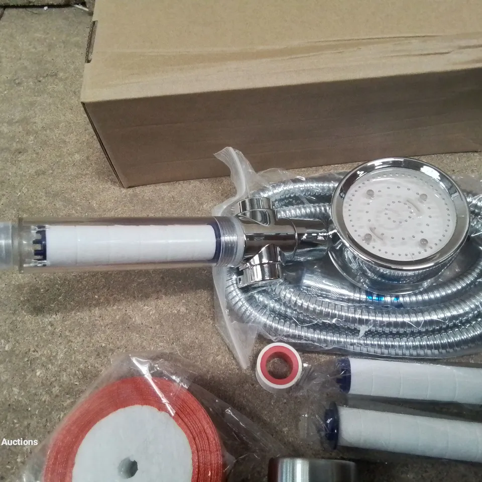 APPROXIMATELY 5 BRAND NEW BOXED ITEMS.