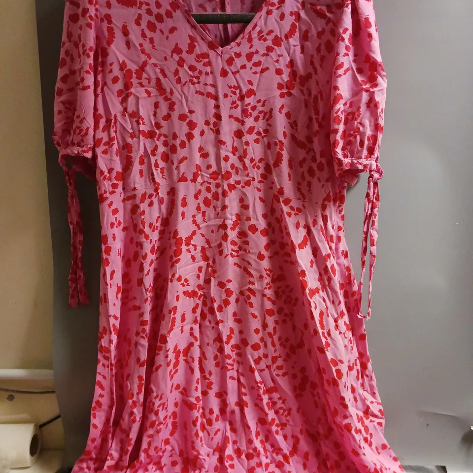 FINERY LADIES MAXI DRESS PINK SIZE 18