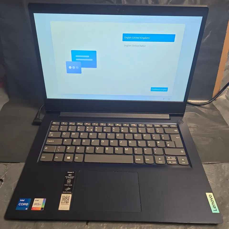 LENOVO IDEAPAD 3 INTEL I-5 IRIS XE GRAPHICS PLATOP IN BLUE