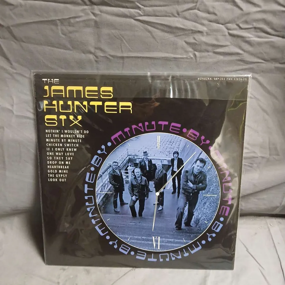THE JAMES HUNTER SIX – MINUTE BY MINUTE (VINYL LP)