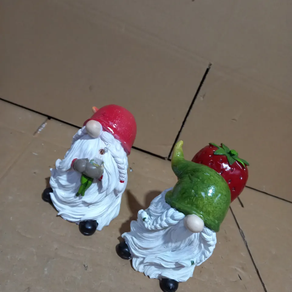 OUTDOOR CHRISTMAS SANTA DECORATIONS 