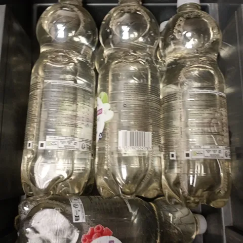 7 X ASSORTED AMAZON SPARKLING FLAVOURED WATER DRINKS