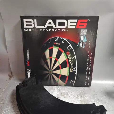 BOXED WINMAU BLADE 6 DARTBOARD WITH SURROUND 