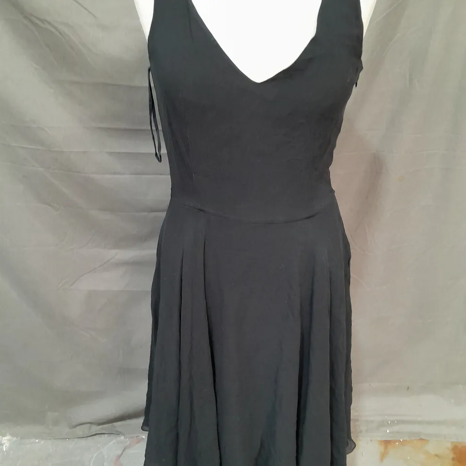 MARILYN ANSELM DRESS IN BLACK SIZE 10