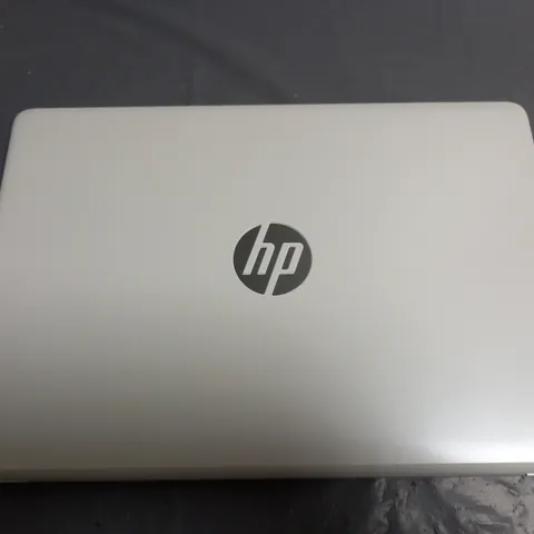 BOXED HP STREAM LAPTOP 11 64GB 4GB ON-BOARD DDR4 SDRAM