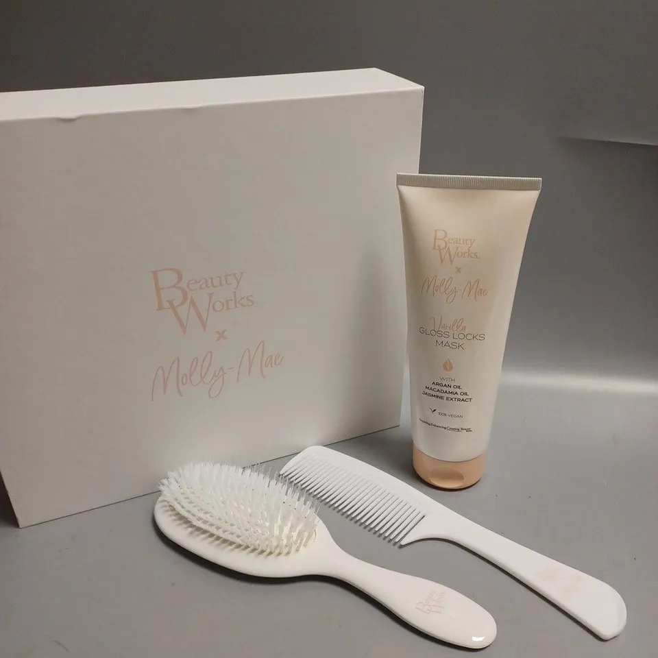 BOXED BEAUTY WORKS X MOLLY MAE GLOSS LOCKS GIFT SET