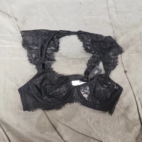 ZARA LINGERIE LACE BRALETTE – BLACK 34B