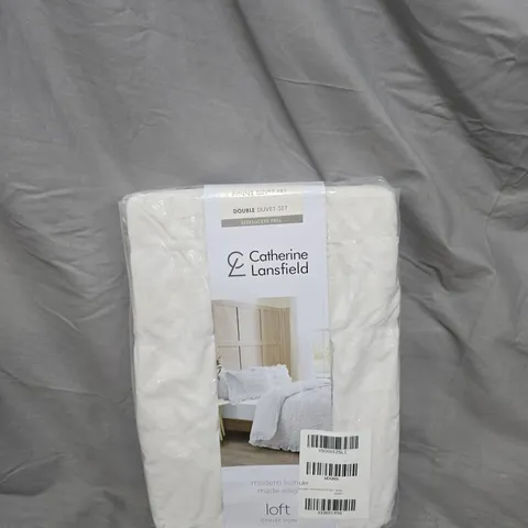 CATHERINE LANSFIELD DOUBLE DUVET SET – SEERSUCKER FRILL (LOFT COLLECTION)
