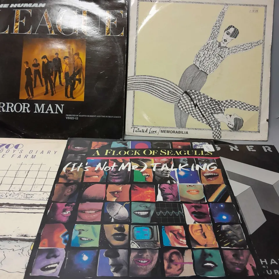 10 ASSORTED VINYL RECORDS TO INCLUDE THE HUMAN LEAGUE MIRROR MAN, SOFT CELL TAINTED LOVE, A FLOCK OF SEAGULLS (ITS NOT ME) TALKING, ETC