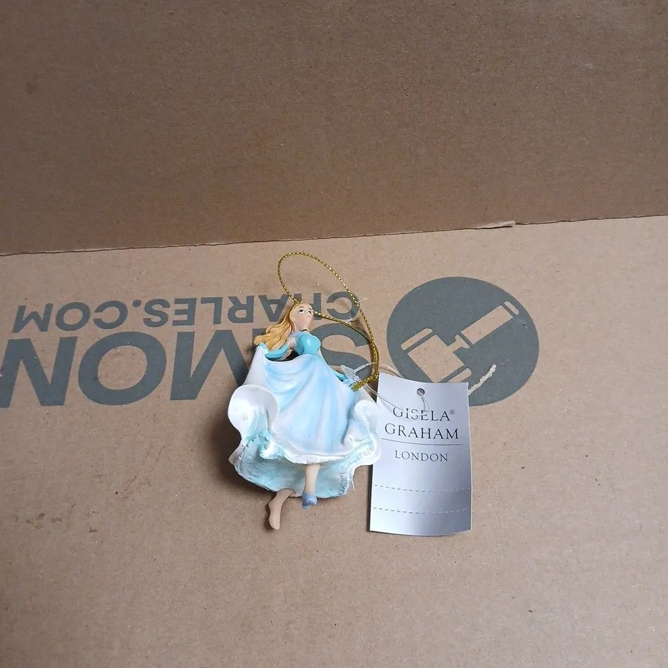 6 X GISELA GRAHAM CINDERELLA WITH ONE SHOE HANGING FAIRYTALE CHRISTMAS ORNAMENT. BOXED