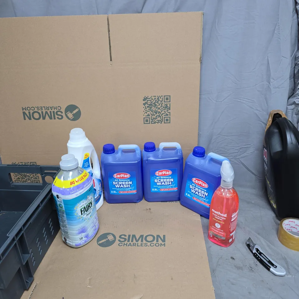 TOTE OF FAIRY FABRIC SOFTENER, PERSIL NON BIO, 3X SCREENWASH AND METHOD MULT PURPOSE CLEANER 