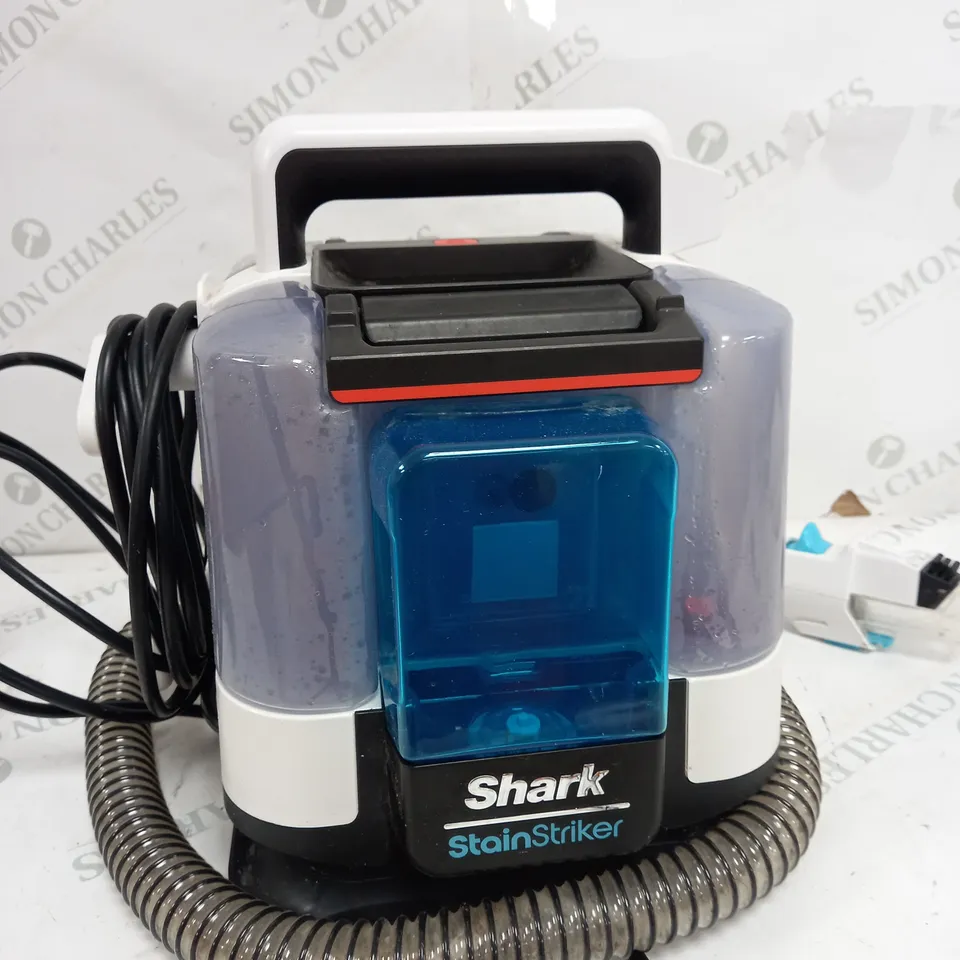SHARK STAIN STRIKER PET SPOT CLEANER PX200UKT