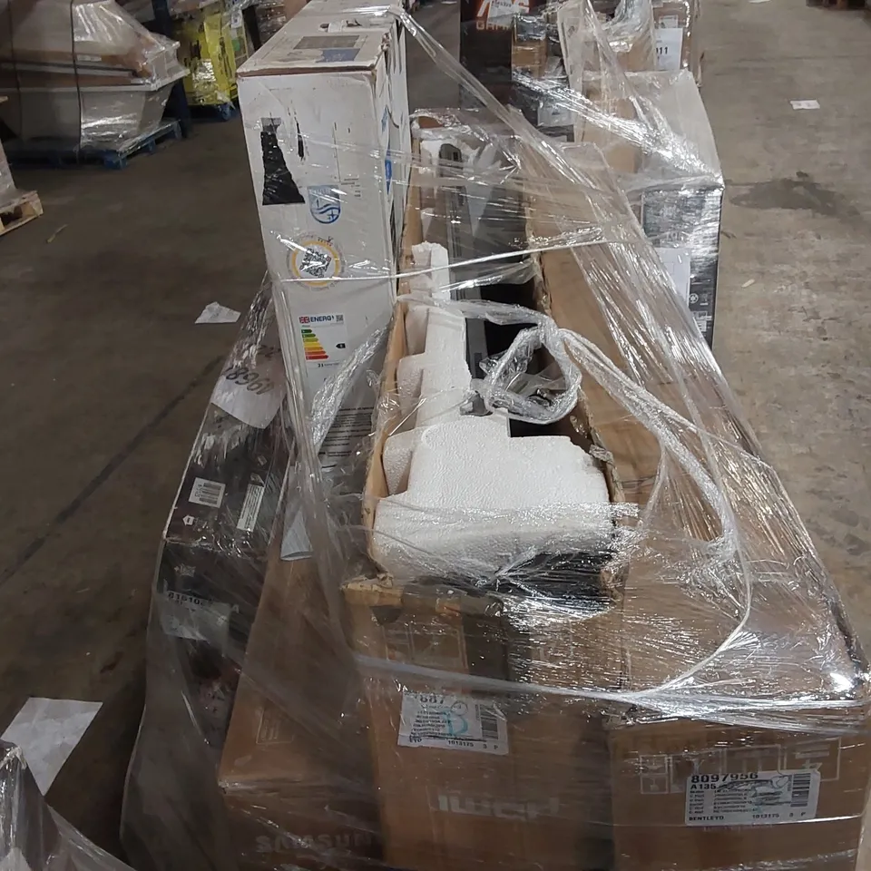 PALLET OF APPROXIMATELY 7 UNPROCESSED RAW RETURN MONITORS AND TELEVISIONS TO INCLUDE;