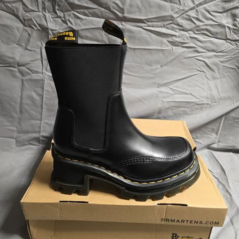BOXED PAIR OF DR.MARTENS CORRAN CHELSEA BOOTS - UK SIZE 4