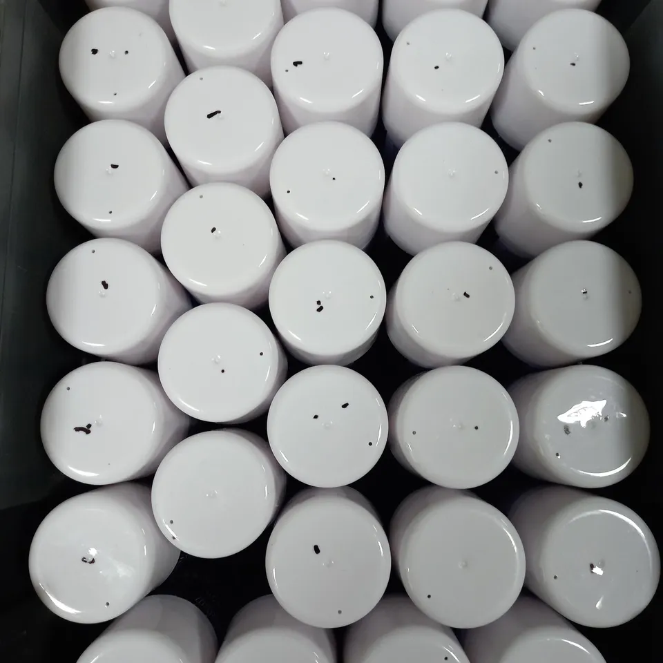 BOX OF APPROXIMATELY 30 BOTTLES OF SPRAY ON SNOW FOR CHRISTMAS - COLLECTION ONLY