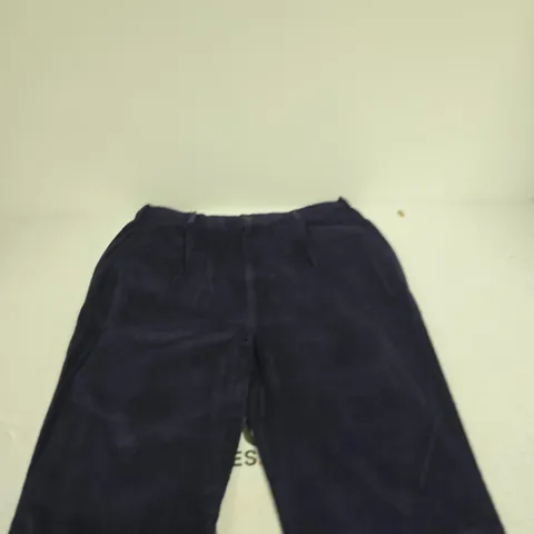 UK 18 MUDFLOWER NAVY ELASTICATED SHORTS (EU 46, US 14)