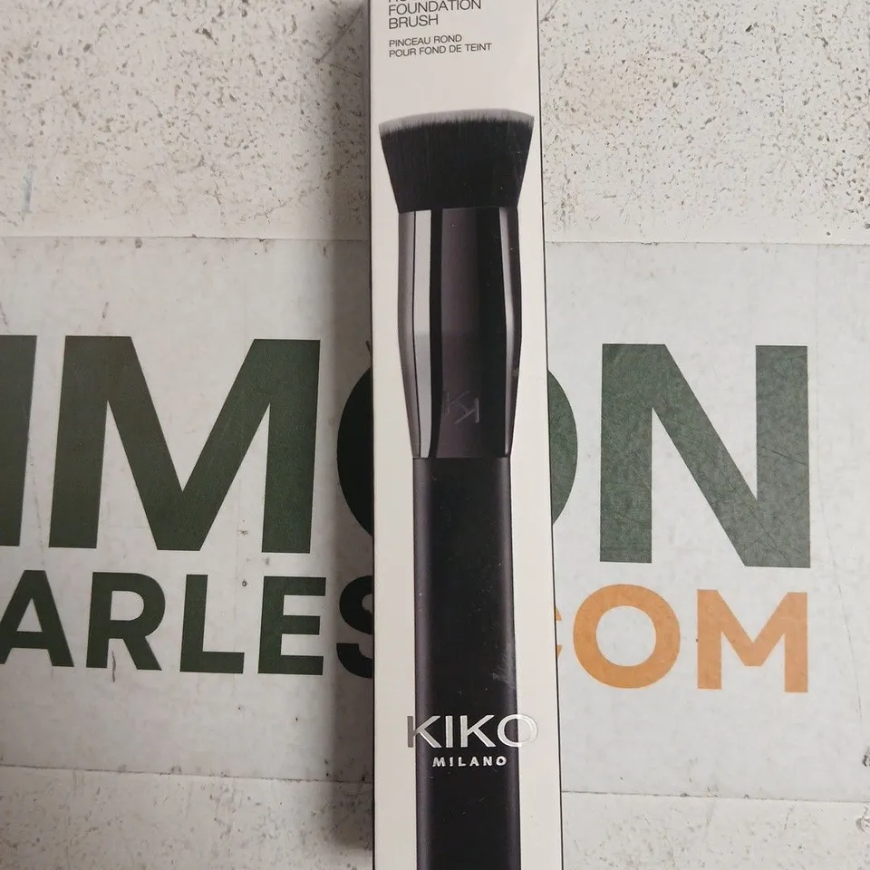 KIKO MILANO FACE 05 ROUND FOUNDATION BRUSH
