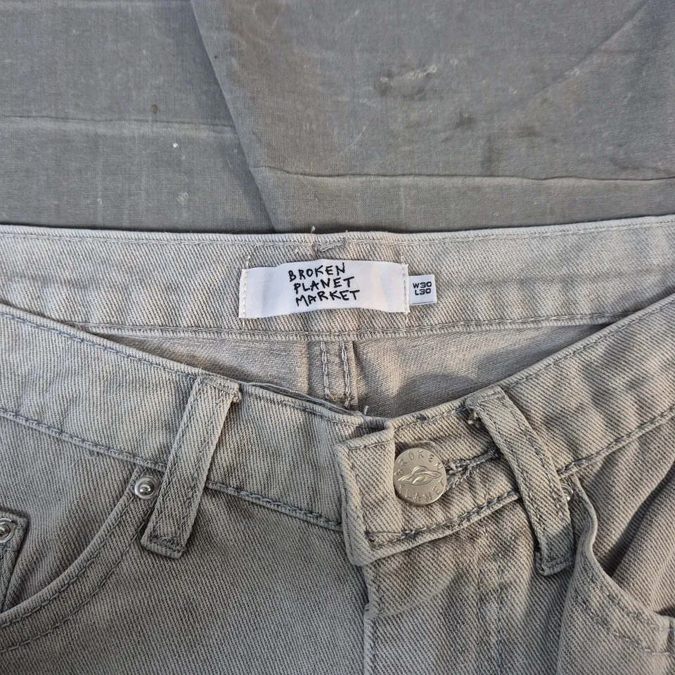 UK 30 BROKEN PLANET MARKET GREY DENIM JEANS WITH STAR EMBROIDERY