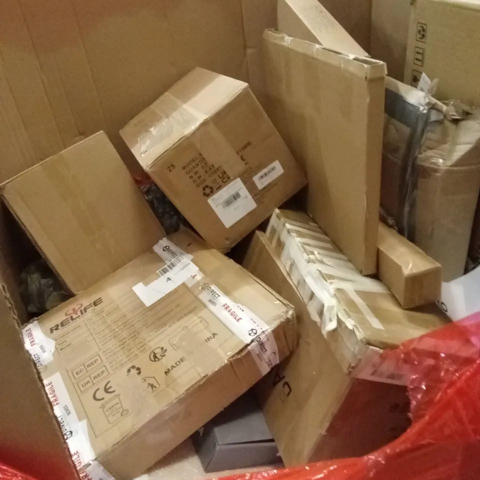 PALLET OF ASSORTED HOUSEHOLD GOODS AND PRODUCTS TO INCLUDE; WALKER, FOOD COMPOSTER, PICTURE FRAME, PULL-UPS BAR ETC