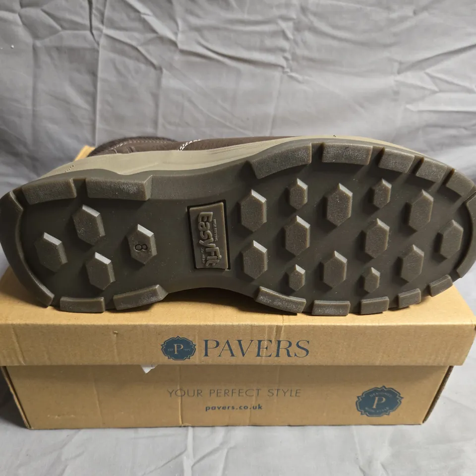 BOXED PAIR OF PAVERS ANKLE HIGH BOTOS - UK SIZE 8