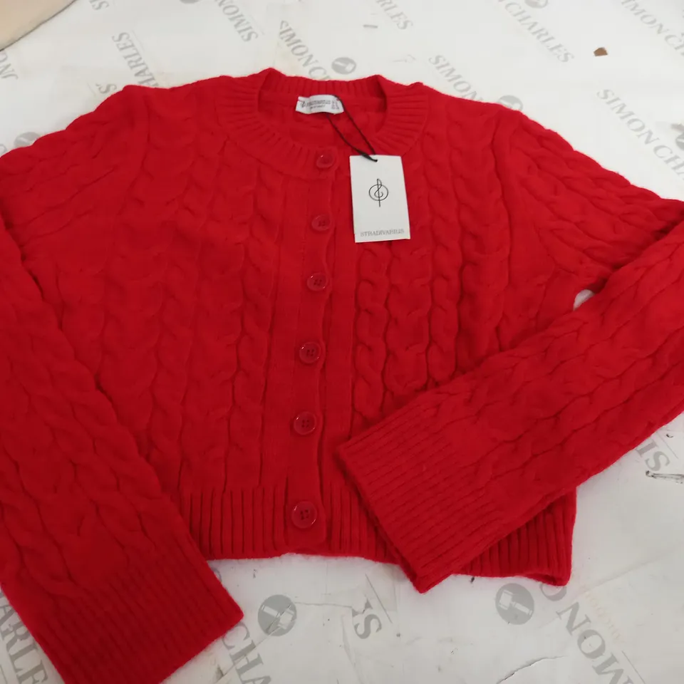 STRADIVARIUS RED BUTTON FRONT CARDIGAN - EUR S
