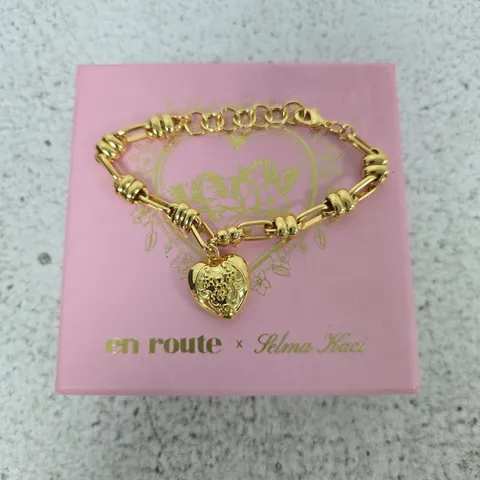 EN ROUTE X SELMA KACI GOLD-TONE HEART CHARM BRACELET