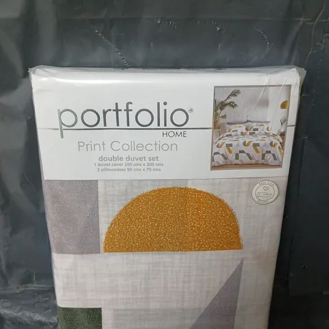 SEALED PORTFOLIO HOME PRINT COLLECTION MELBOURNE DOUBLE DUVET SET IN MULTI