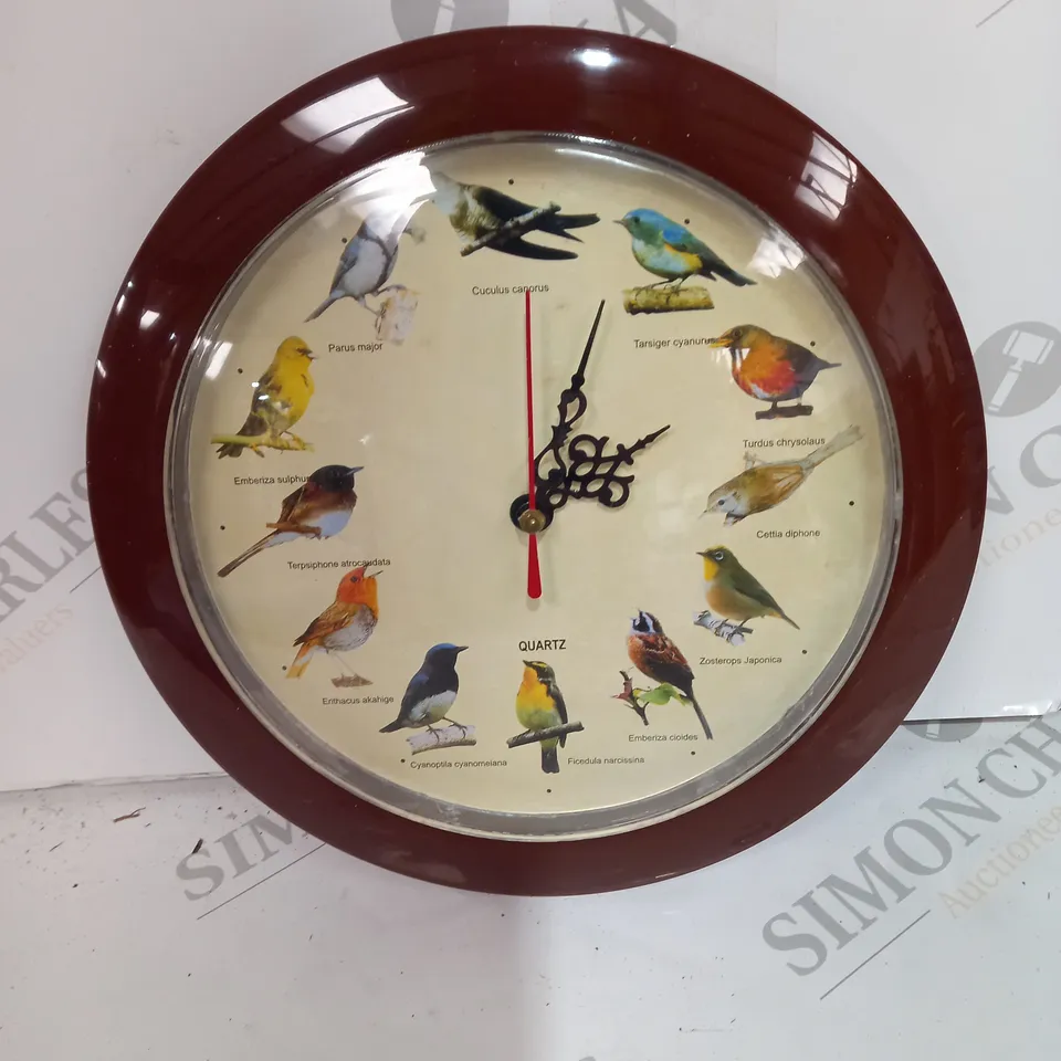 BOX OF APPROX 10 BIRD THEMED QUARTZ CLOCKS