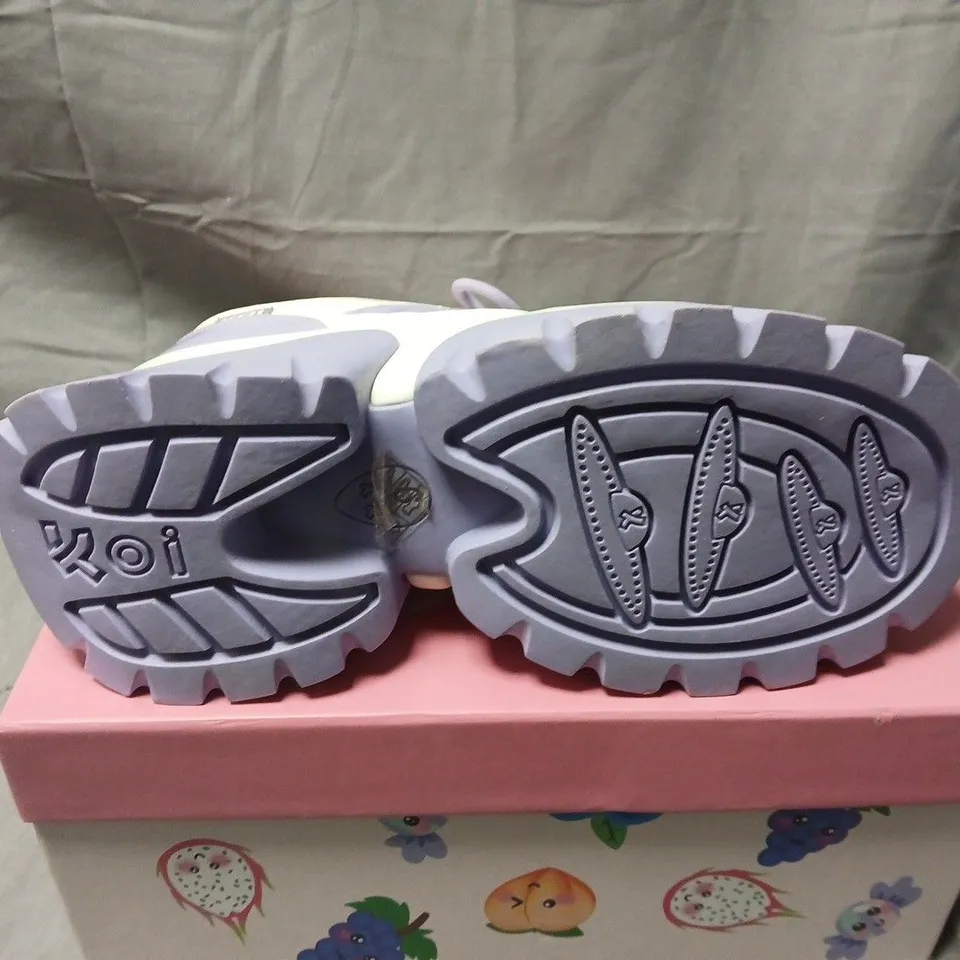 BOXED PAIR OF KOI FRUITTI TUTTI GRAPE JELLY TRAINERS IN PURPLE/WHITE SIZE UK 6