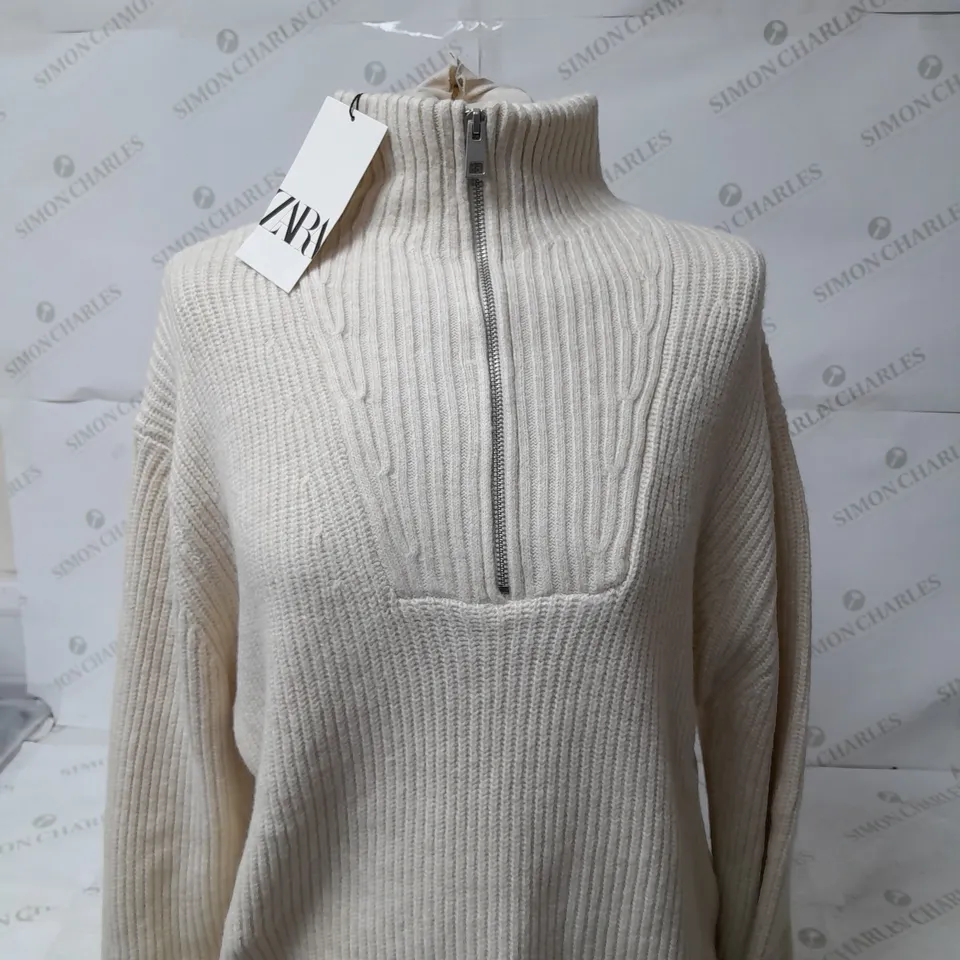 ZARA HALF ZIP SWEATER IN CREAM SIZE L 