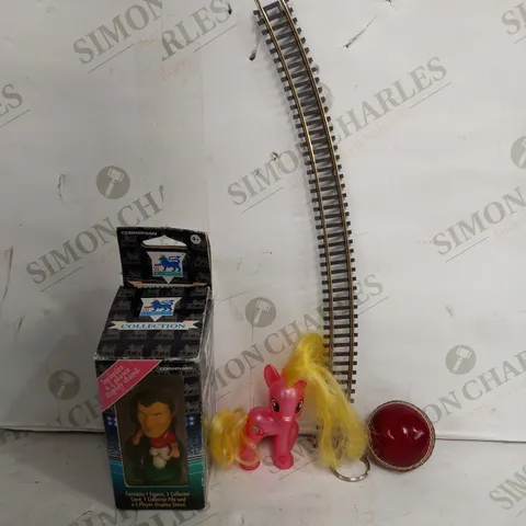 BOX OF APPROX 20 ASSORTED TOYS TO INCLUDE - MY LITTLE PONY - CRICKET BALL KEY CHAIN - CORINTHIAN COLLECTION MCCLAIR ECT