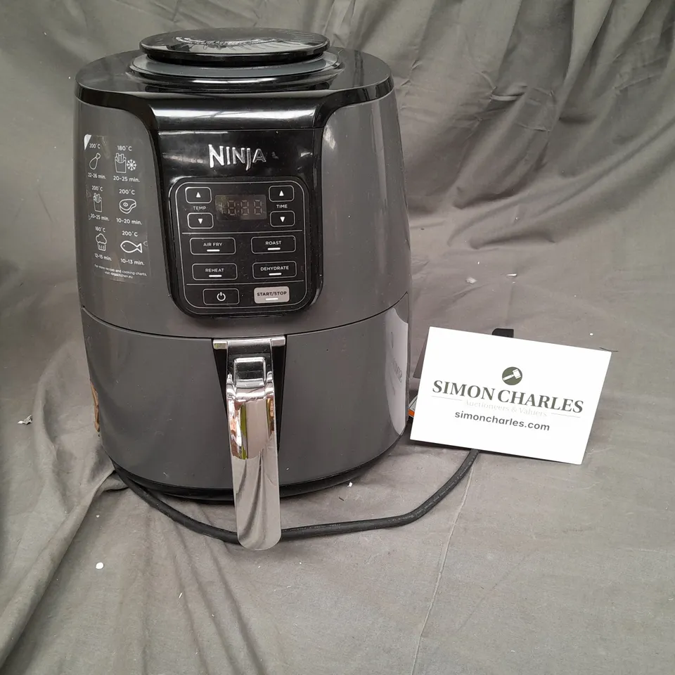BOXED NINJA AIR FRYER 3.8L