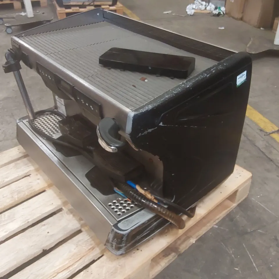 RANCILIO CLASSE 7 COMMERCIAL 2 GROUP COFFEE MACHINE