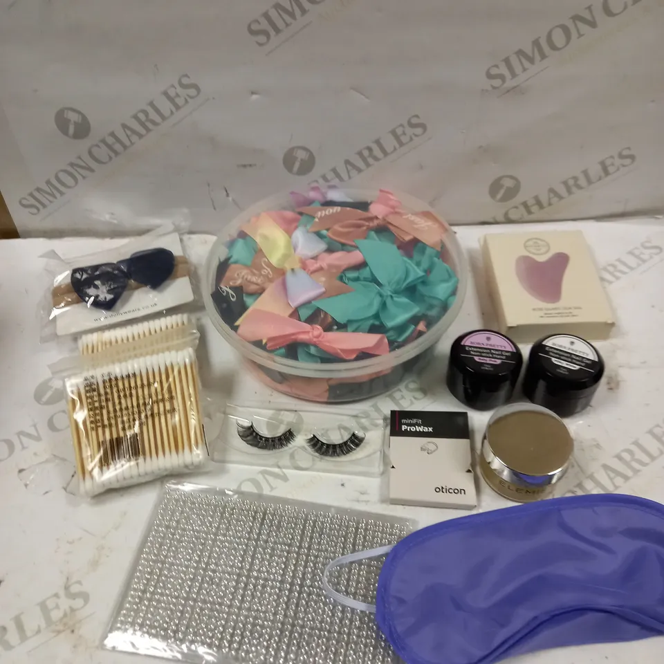 BOX OF APPROXIMATELY 20 ASSORTED HEALTH AND BEAUTY PRODUCTS TO INCLUDE ROSE QUARTZ GUA SHA, NAIL GELS, EYE MASK ETC 
