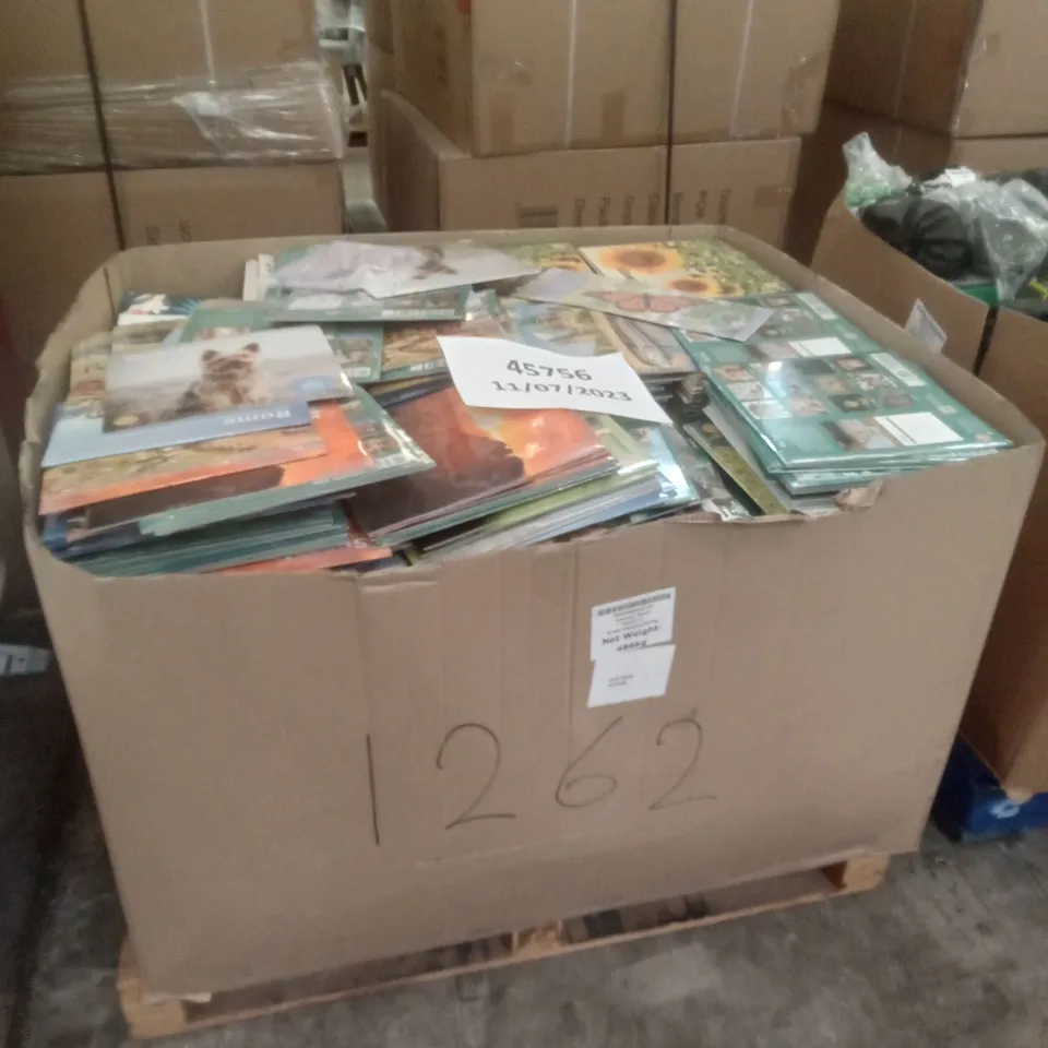 PALLET CONTAINING ASSORTED 2023 CALENDARS & PLANNERS