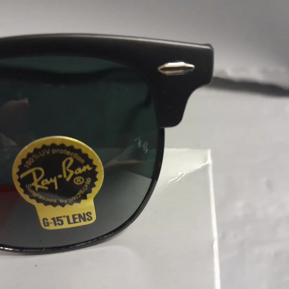 BOXED PAIR OF BLACK RAY BAN GLASSES WITH G-15 LENS