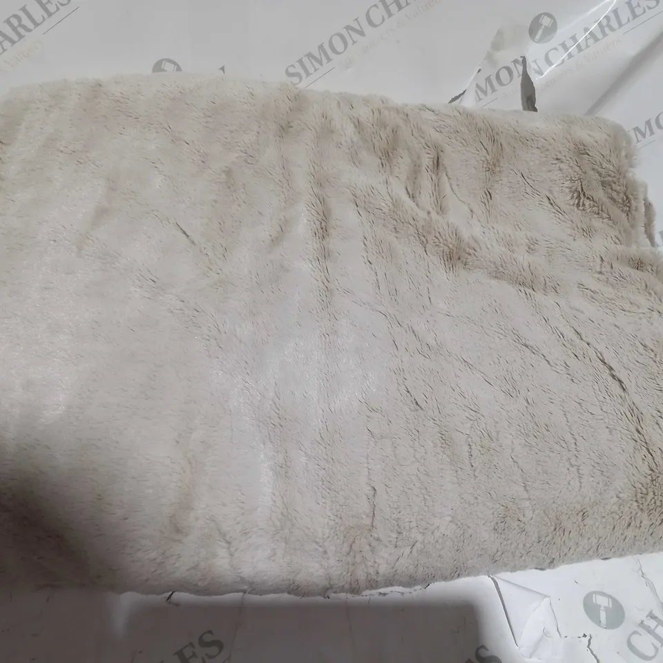 COZEE HOME VELVETSOFT HEATED THROW IN STONE 