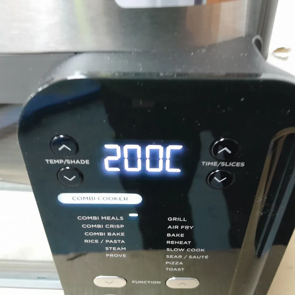 BOXED NINJA MULTIFUNCTION 14 IN 1 OVEN & AIR FRYER 